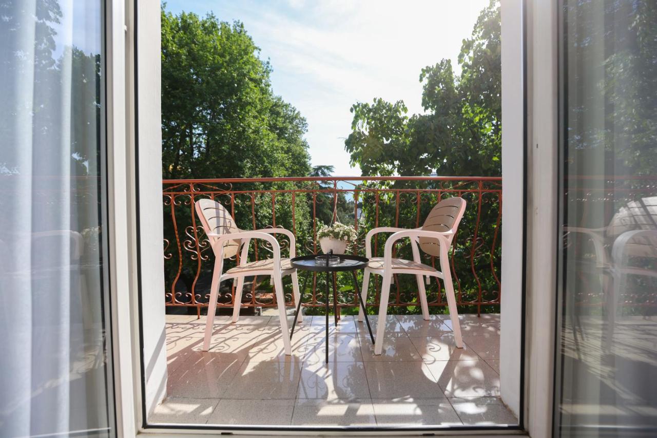 "Middlenest" Central Apartment Tirana Bagian luar foto